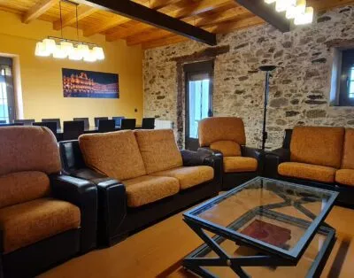 EL ALMENDRO DEL CURA