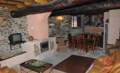 LA CASONA DE LA VILLA